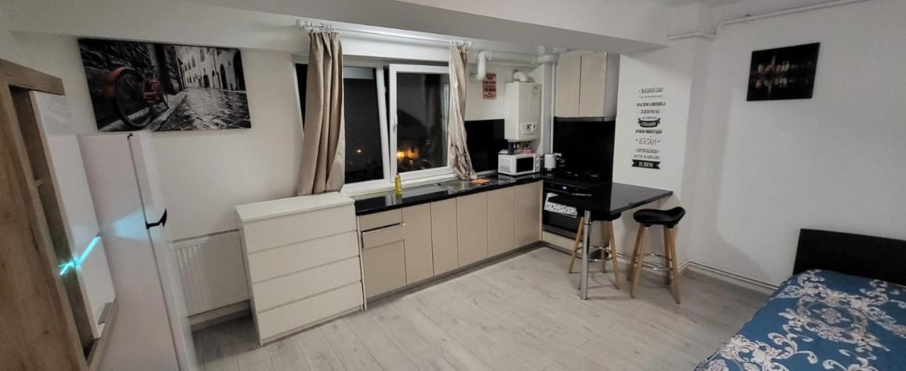 Studio 32 Bulevardul Oltenia Craiova Kültér fotó
